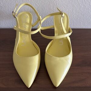 Calvin Klein pump Gaella size 8